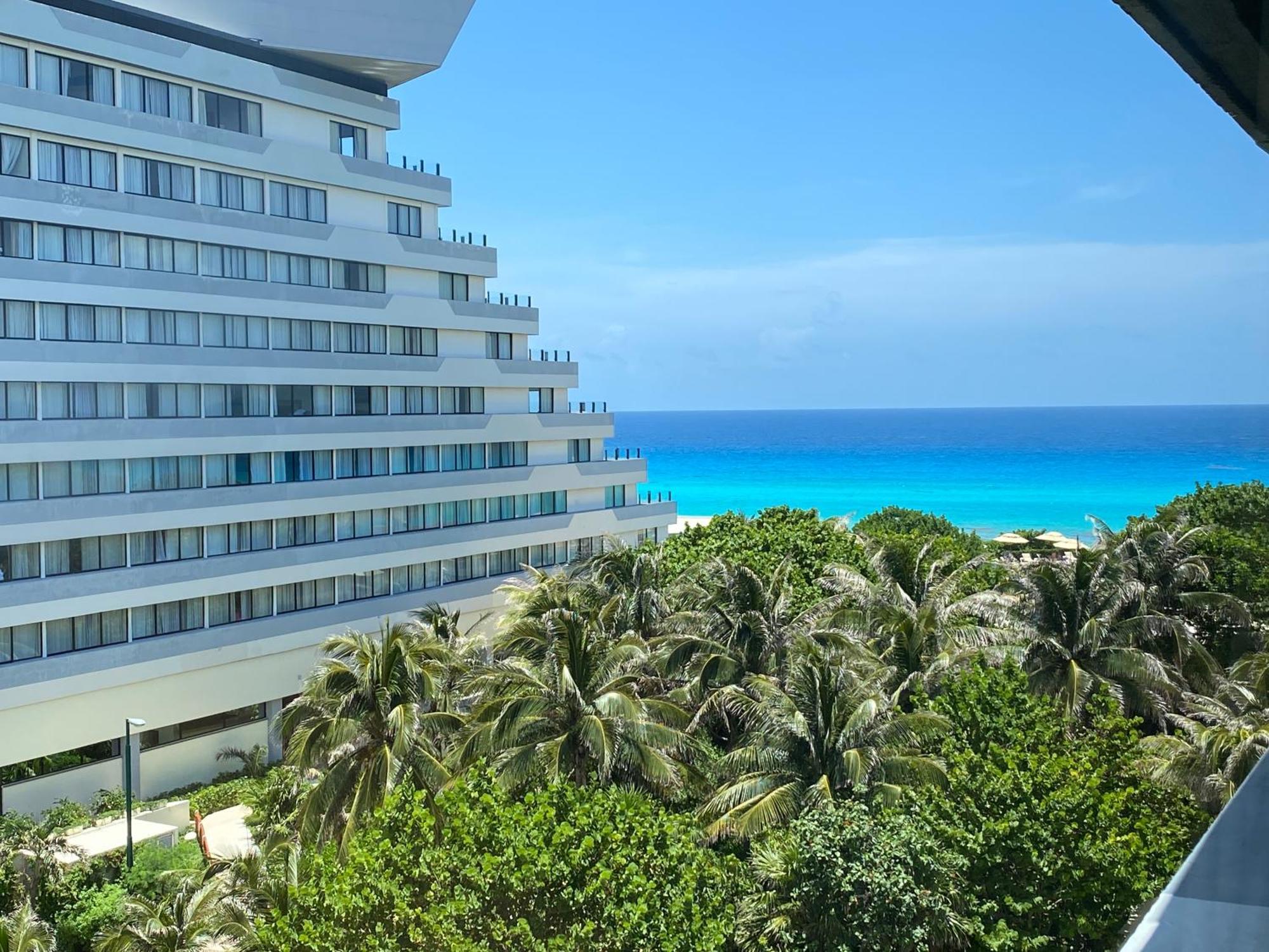 Condo In Ocean Front Resort Cancún Habitación foto