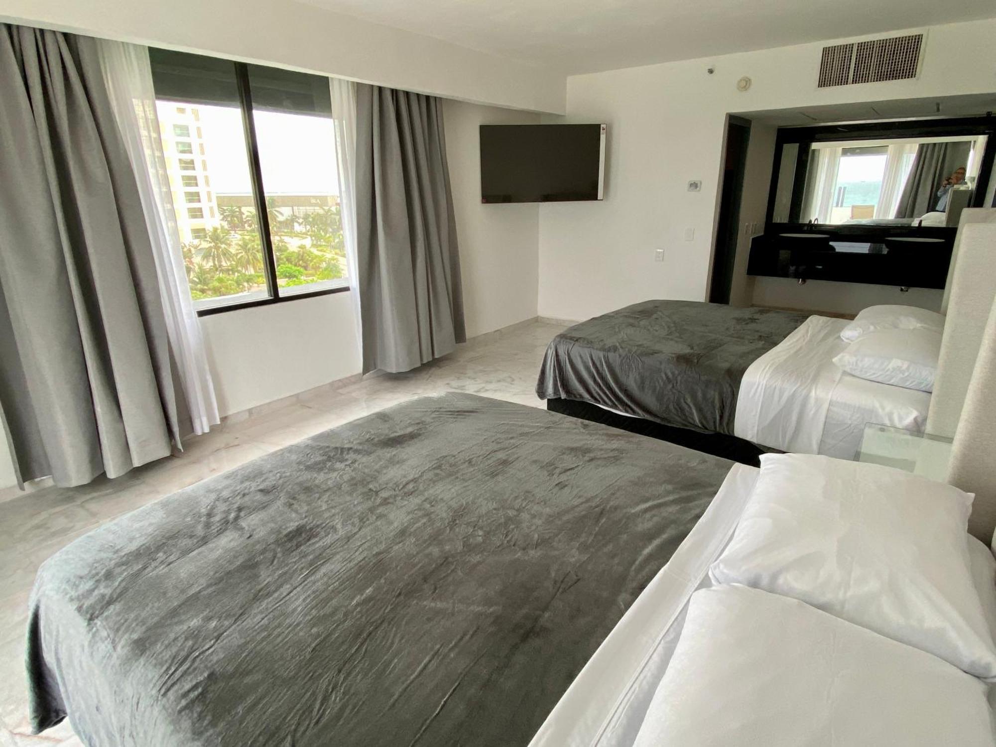 Condo In Ocean Front Resort Cancún Habitación foto