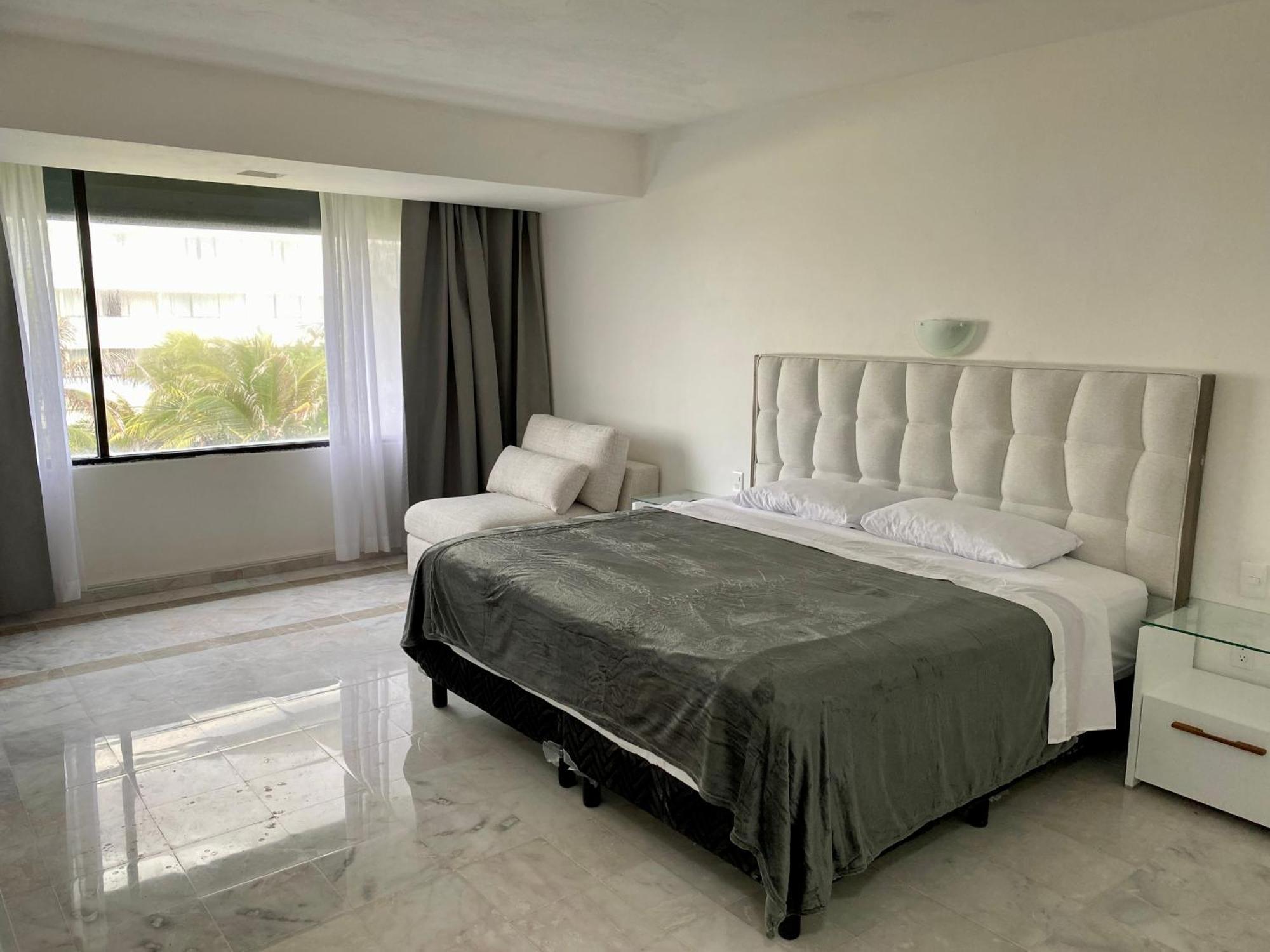 Condo In Ocean Front Resort Cancún Habitación foto