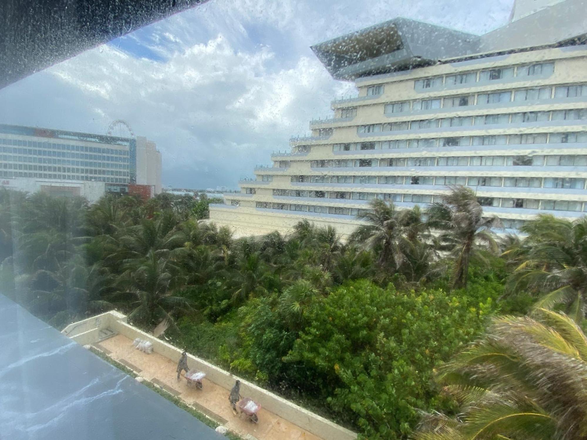 Condo In Ocean Front Resort Cancún Habitación foto